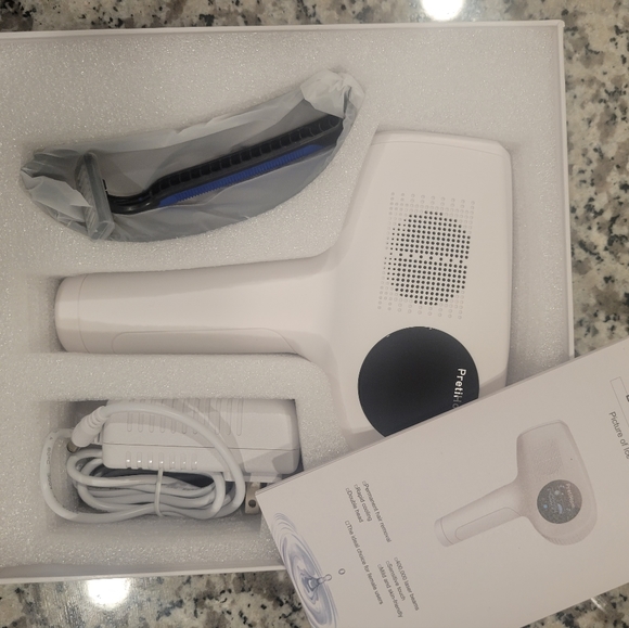 At-Home Laser Hair Removal - PretiHom - Picture 3 of 3